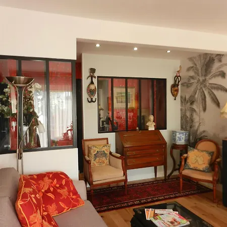 Deux Pieces De Standing, Climatise Париж