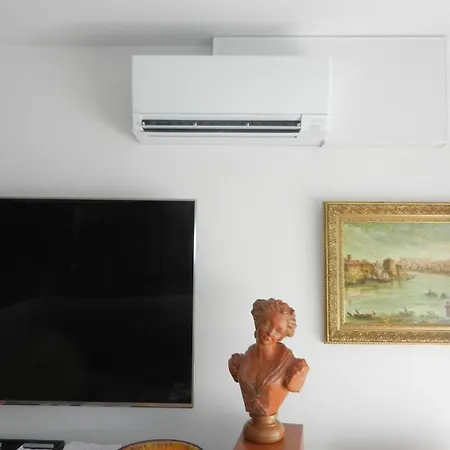 Deux Pieces De Standing, Climatise Apartament